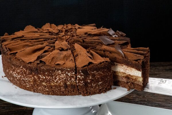 Black Forest Banquet Cake (Selva Nera)